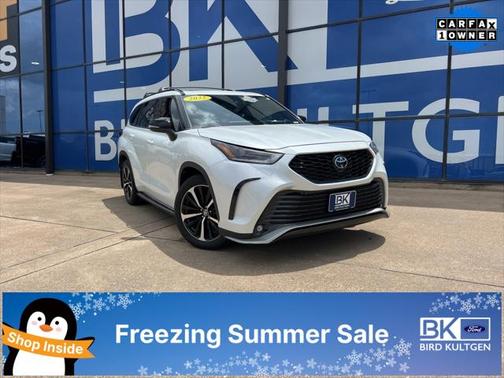 2022 Toyota Highlander XSE