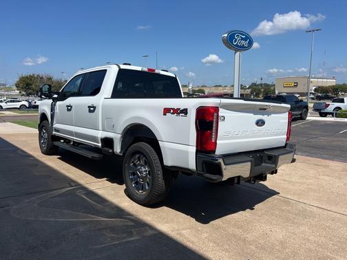 2026 Ford F-250 Lariat