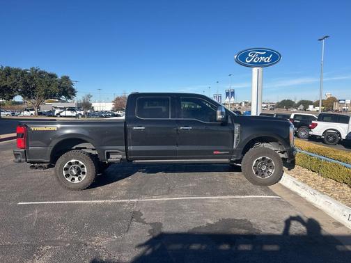 2023 Ford F-250 Platinum