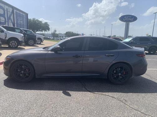 2020 Alfa Romeo Giulia Base