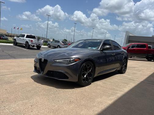 2020 Alfa Romeo Giulia Base