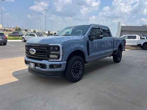 2026 Ford F-250 Platinum