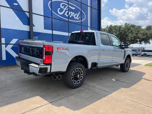 2026 Ford F-250 Platinum