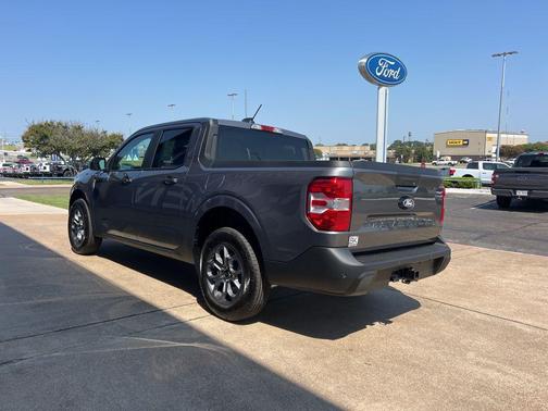CARBONIZED GRAY METALLIC 2025 Ford Maverick XLT