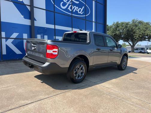 CARBONIZED GRAY METALLIC 2025 Ford Maverick XLT