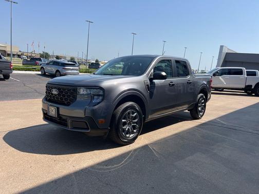 CARBONIZED GRAY METALLIC 2025 Ford Maverick XLT