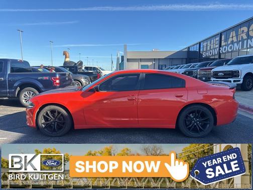2016 Dodge Charger SE