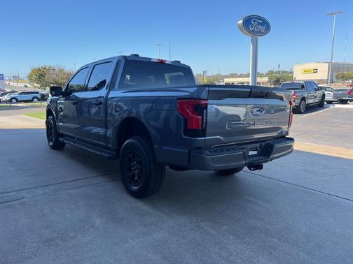 2025 Ford F-150 Lightning XLT