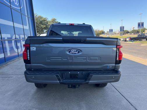 2025 Ford F-150 Lightning XLT