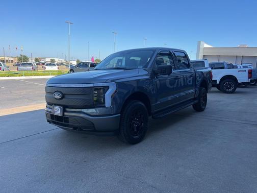 2025 Ford F-150 Lightning XLT