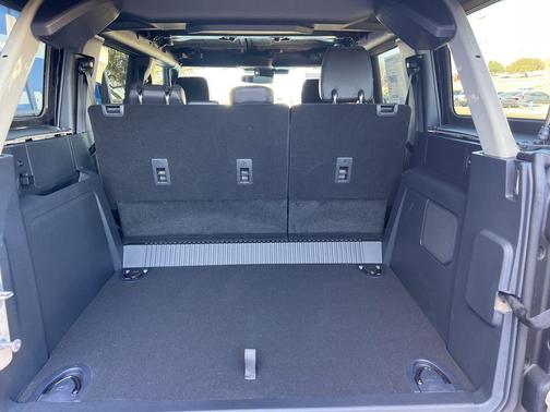 DESERT SAND 2026 Ford Bronco Big Bend