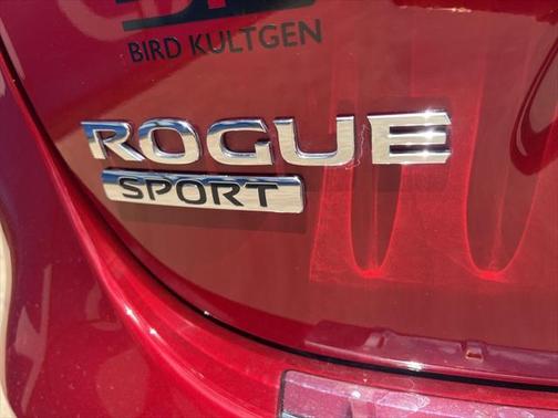2021 Nissan Rogue Sport SV