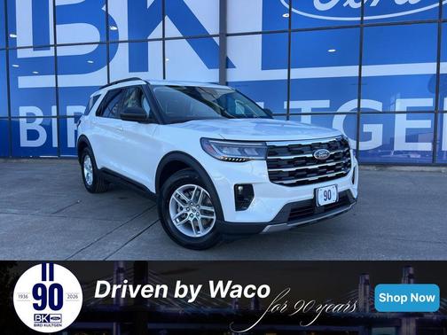STAR WHITE MET TRI-COAT 2026 Ford Explorer Active w/200A Pkg