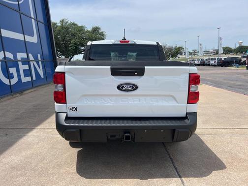 Oxford White 2026 Ford Maverick XL