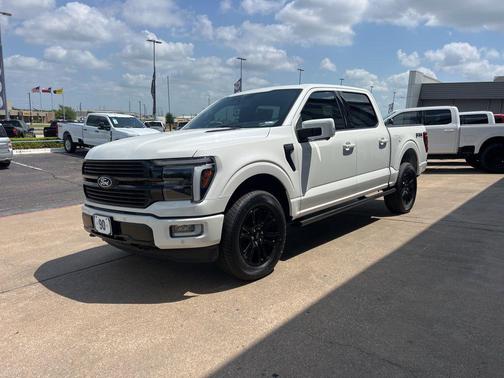 STAR WHITE METALLIC TRICOAT 2026 Ford F-150 Platinum