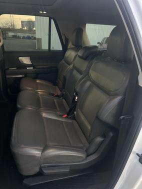 2025 Ford Expedition Max Active 4x2