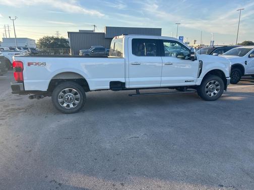 2023 Ford F-350 Lariat