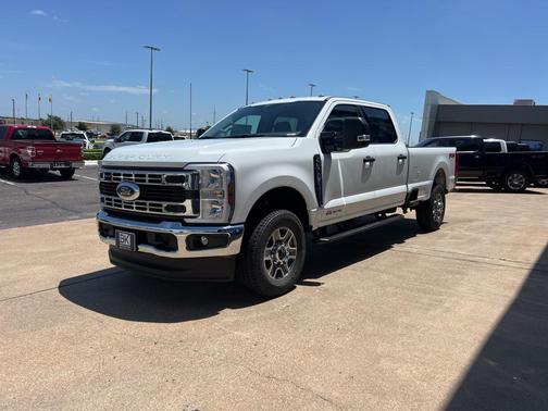 2025 Ford F-350 XLT