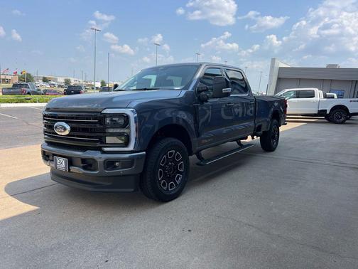 2026 Ford F-350 Platinum