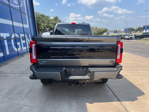 2026 Ford F-350 Platinum