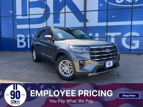 CARBONIZED GRAY METALLIC 2026 Ford Explorer Active w/200A Pkg