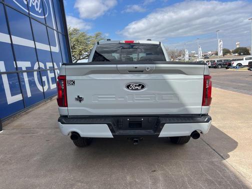 AVALANCHE 2026 Ford F-150 XLT
