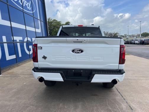 Oxford White 2026 Ford F-150 XLT