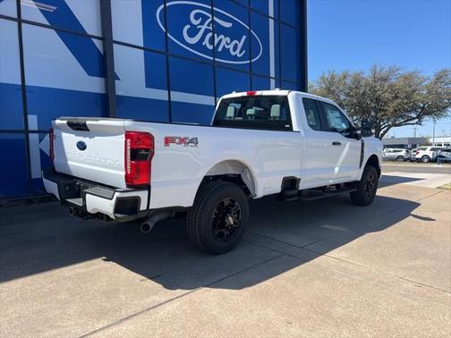 2025 Ford F-250 XL
