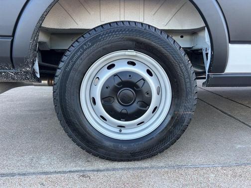 2026 Ford Transit-250 Base