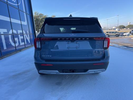 2026 Ford Explorer Active (200A)