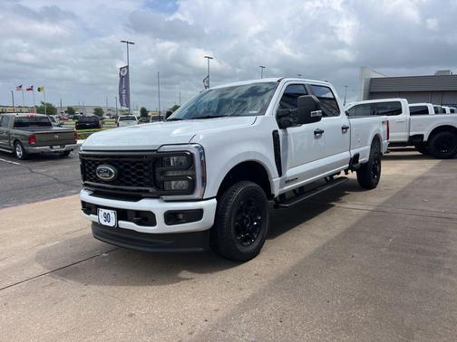 Oxford White 2026 Ford F-350 XL