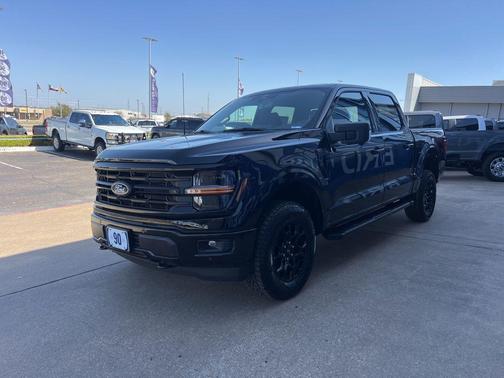 AGATE BLACK METALLIC 2026 Ford F-150 XLT