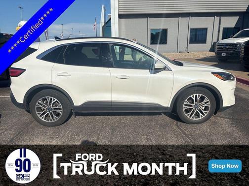 STAR WHITE METALLIC TRI-COAT 2020 Ford Escape SEL