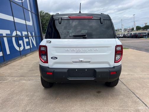 OXFORD WHITE 2026 Ford Bronco Sport Outer Banks