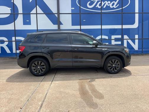 2024 Volkswagen Taos 1.5T S