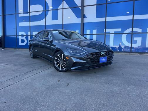 2021 Hyundai SONATA Limited