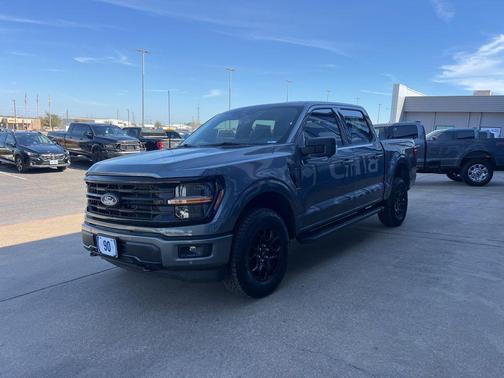 CARBONIZED GRAY METALLIC 2026 Ford F-150 XLT