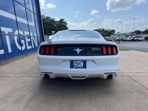 2015 Ford Mustang V6