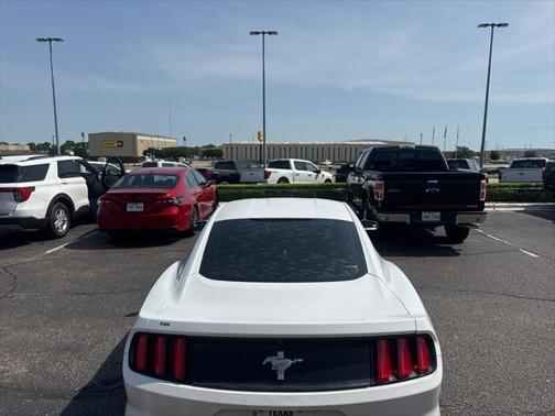 2015 Ford Mustang V6