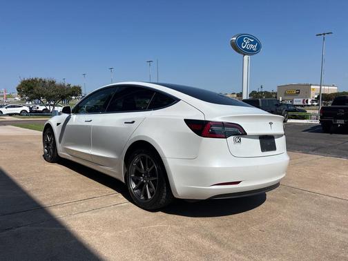 2020 Tesla Model 3 Standard Range Plus