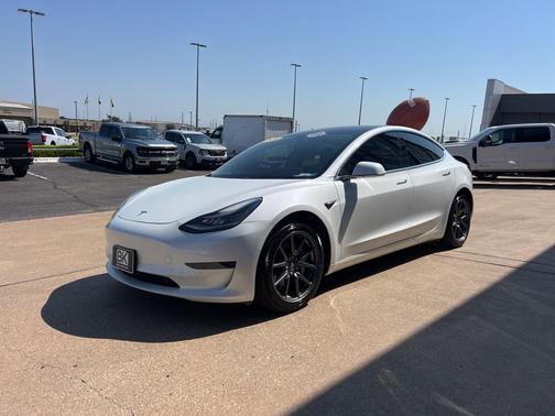 2020 Tesla Model 3 Standard Range Plus