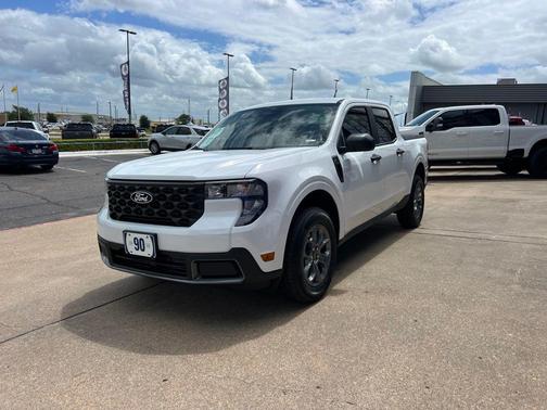 OXFORD WHITE 2026 Ford Maverick XLT