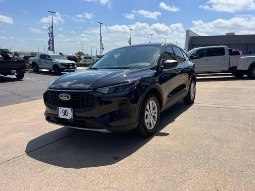 AGATE BLACK METALLIC 2026 Ford Escape Active