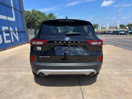 AGATE BLACK METALLIC 2026 Ford Escape Active