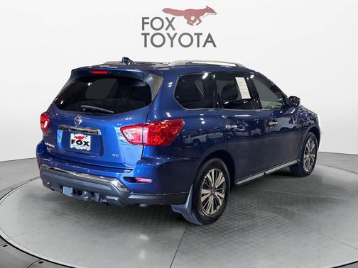 2019 Nissan Pathfinder SV