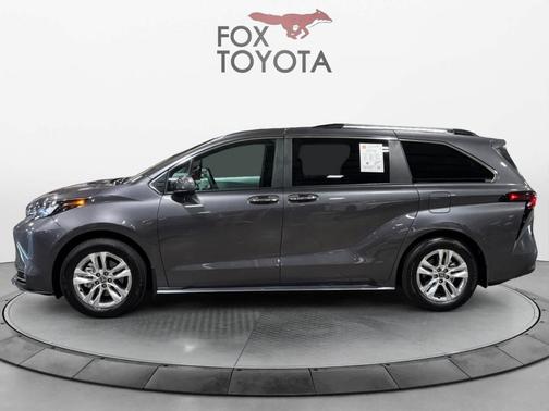 2025 Toyota Sienna XLE 7 Passenger