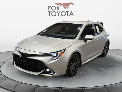 Classic Silver Metallic 2024 Toyota Corolla XSE