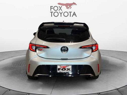 Classic Silver Metallic 2024 Toyota Corolla XSE