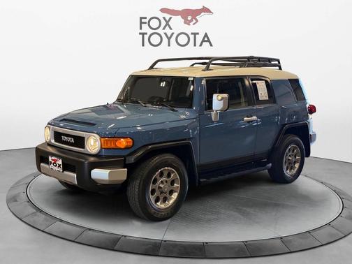 2013 Toyota FJ Cruiser Base