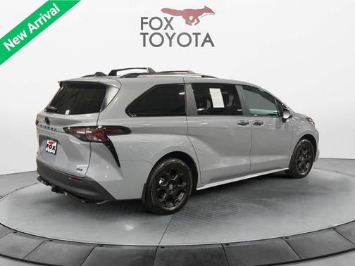 Cement 2025 Toyota Sienna Woodland Edition